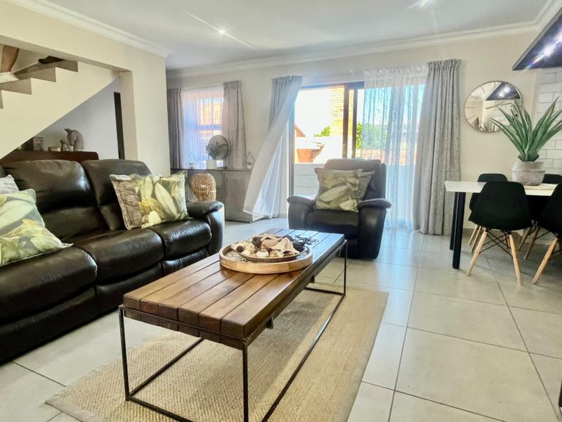 3 Bedroom Property for Sale in Fraaiuitsig Western Cape